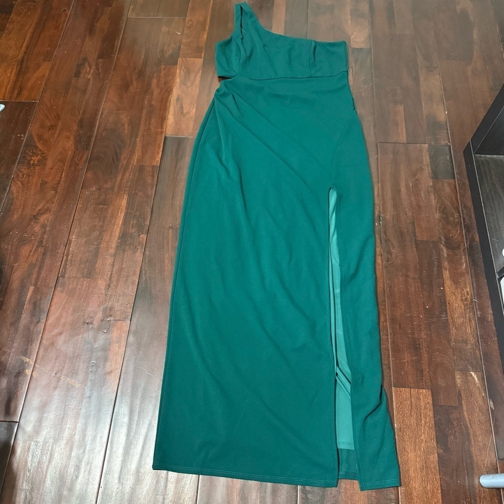Lulus Simply Beautiful Green One Shoulder Cut Out Maxi Dress Size XL BD90561L